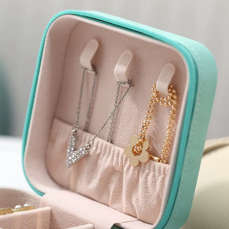 Compact Leather Jewelry Organizer - Travel-Friendly Mini Storage Box for Earrings, Necklaces & Rings